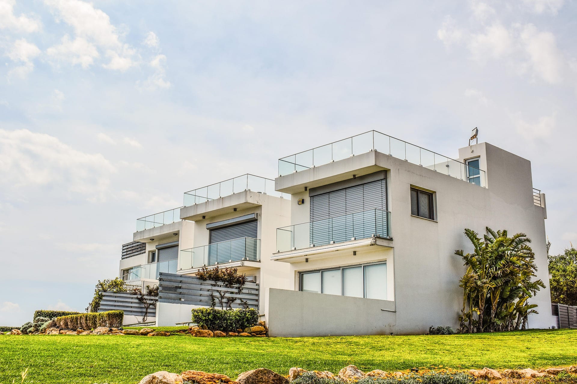 Denizli Bağbaşı’nda Zeytinköy Kavşağına Yakın Lüks Eşyalı 1+0 Kiralık Apart