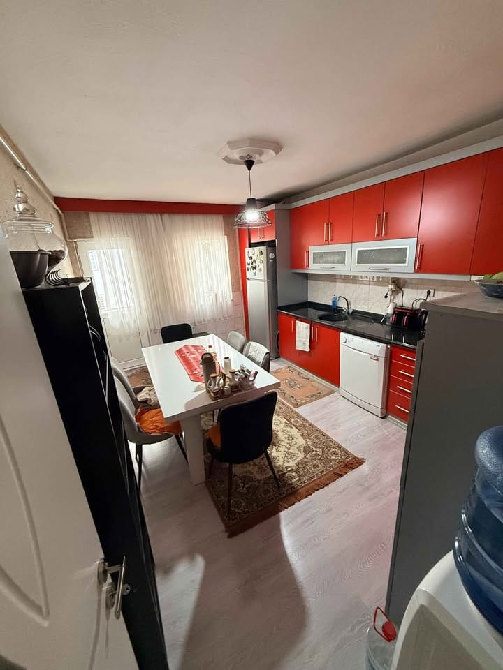 Denizli Pelitlibağ Mahallesi’nde Satılık 3+1 Geniş Daire | 180 m²